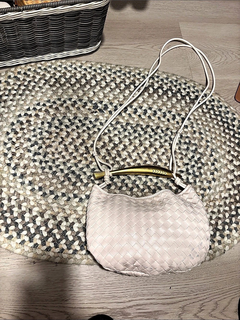 Woven Crossbody Bag in Pink